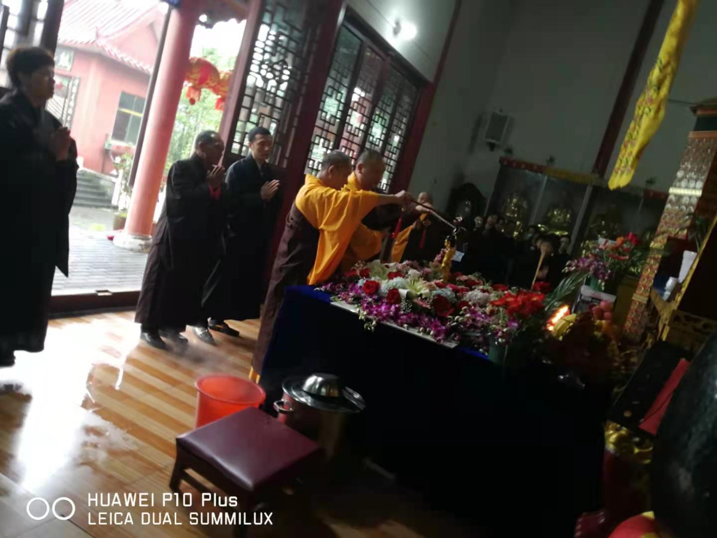 豪彩释迦牟尼佛圣诞法会圆满