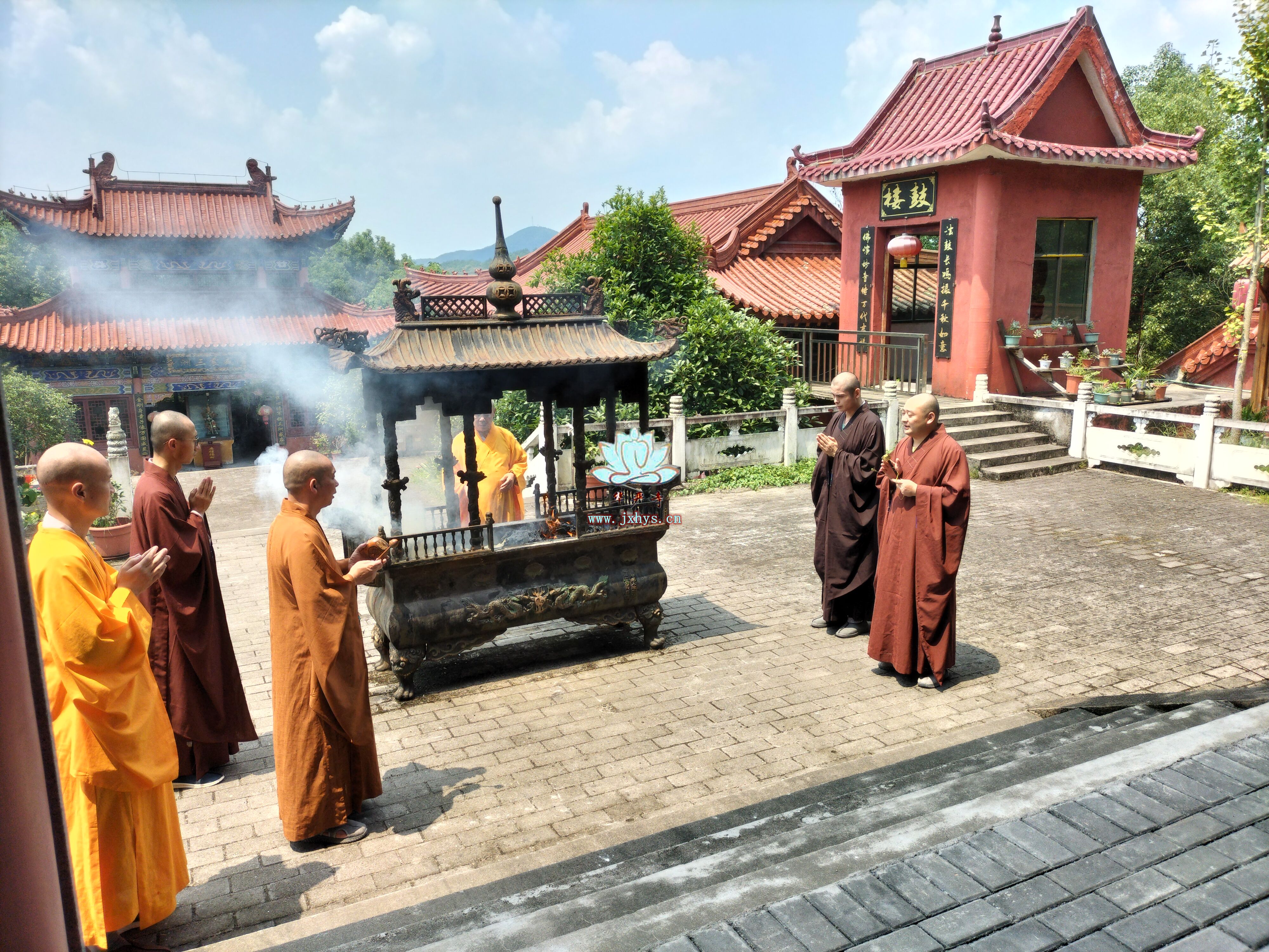 豪彩七月三十日地藏王菩萨圣诞法会圆满